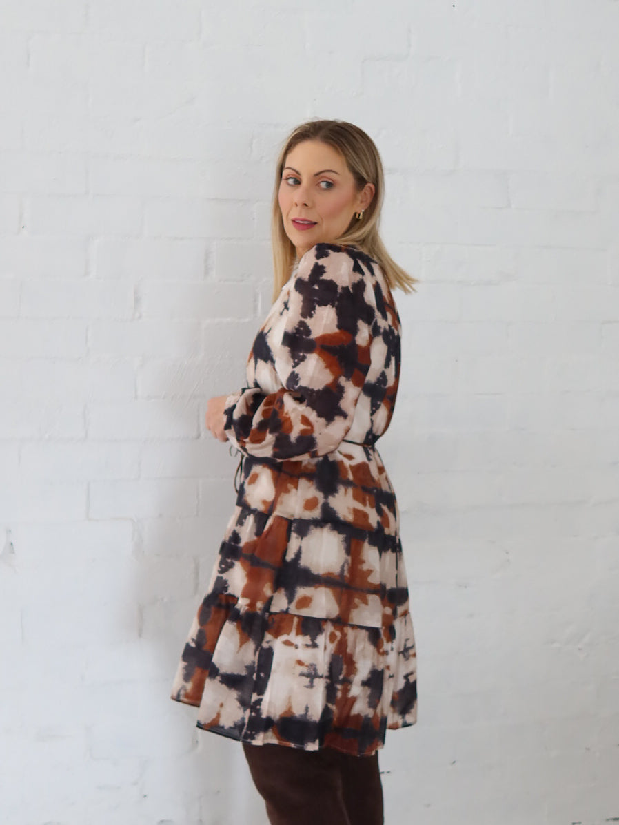 Lain Dress