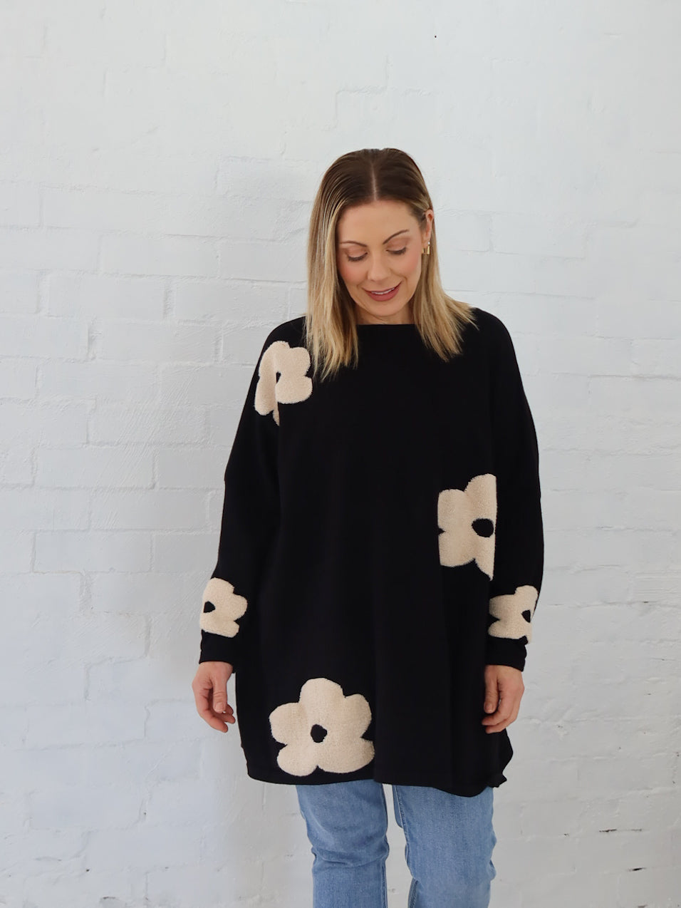 Avery Knit - Black Flower