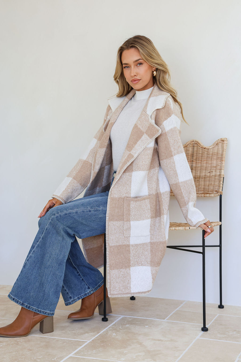 Jimmy Check Cardigan - Beige
