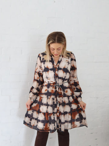 Lain Dress
