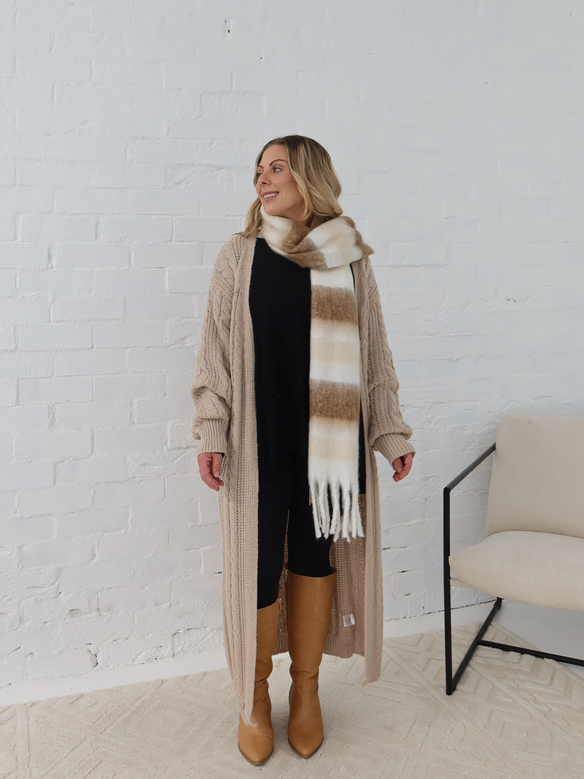 Neve Scarf - Beige Stripe