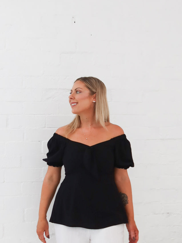 Estella Top- Black