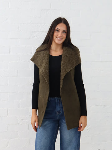 Lana Vest- Green Moss