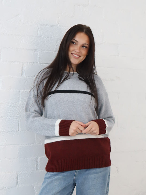 Sally Knit- Grey/Burgundy