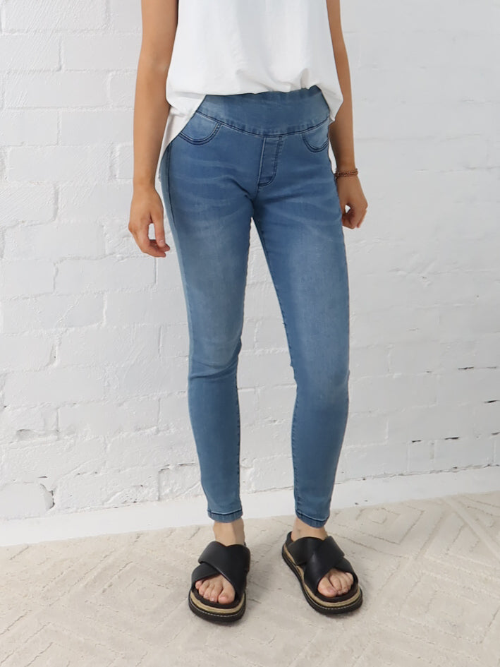 Jax Jeggings - Light Blue