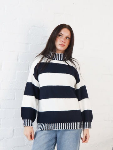 Jenna Knit - Navy/White