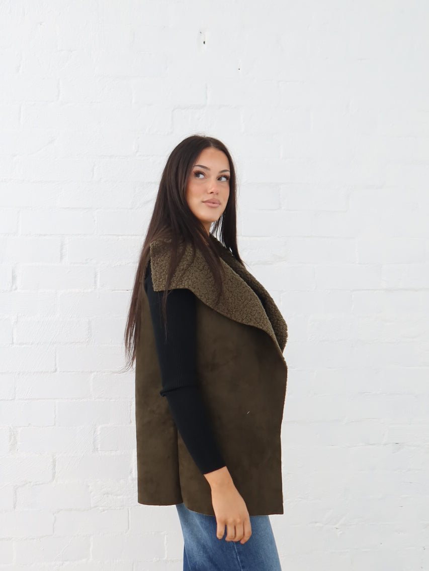 Lana Vest- Green Moss