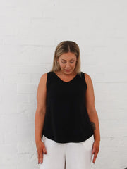 Mia Top- Black