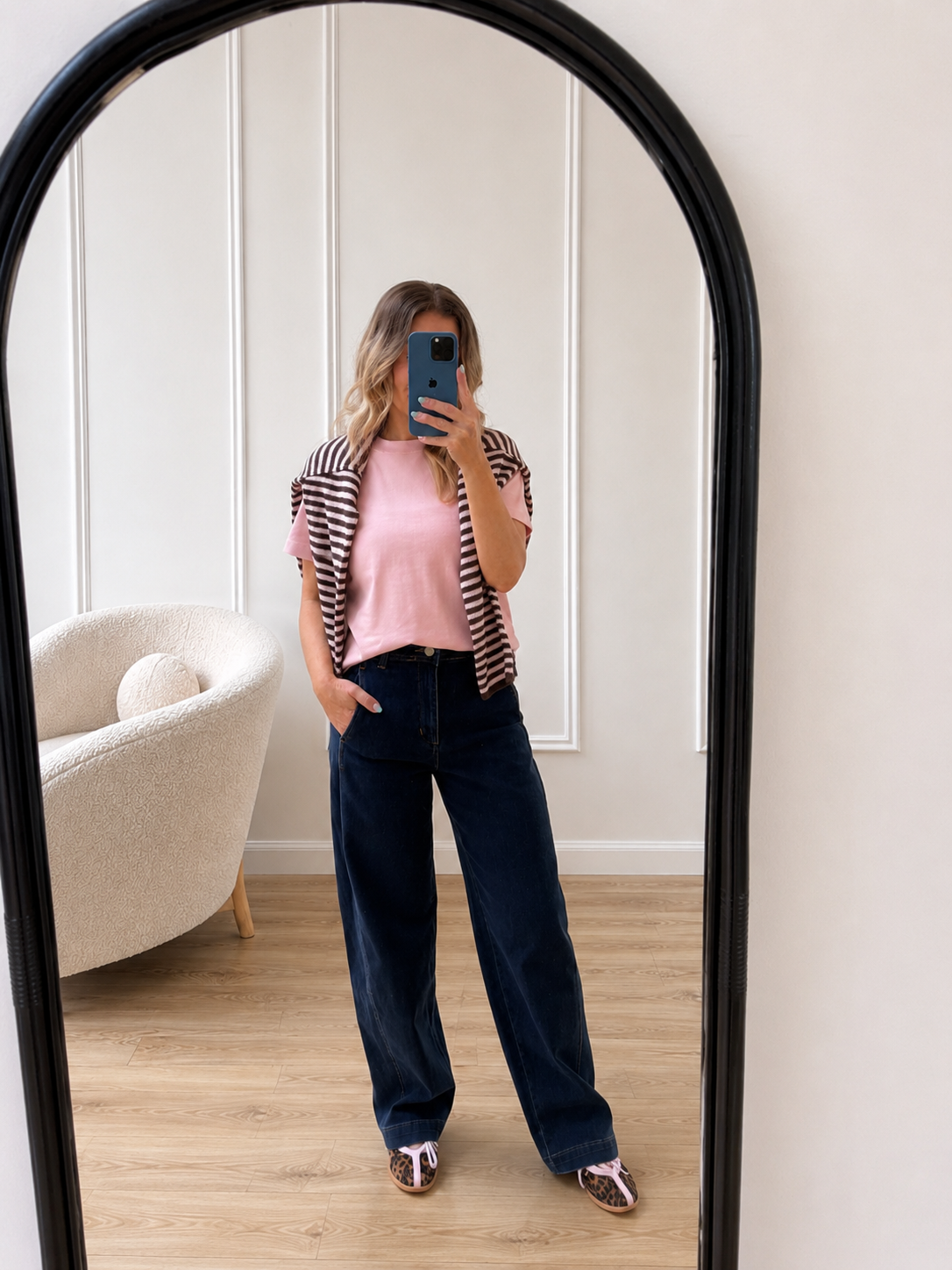 Hallie Tee- Pink