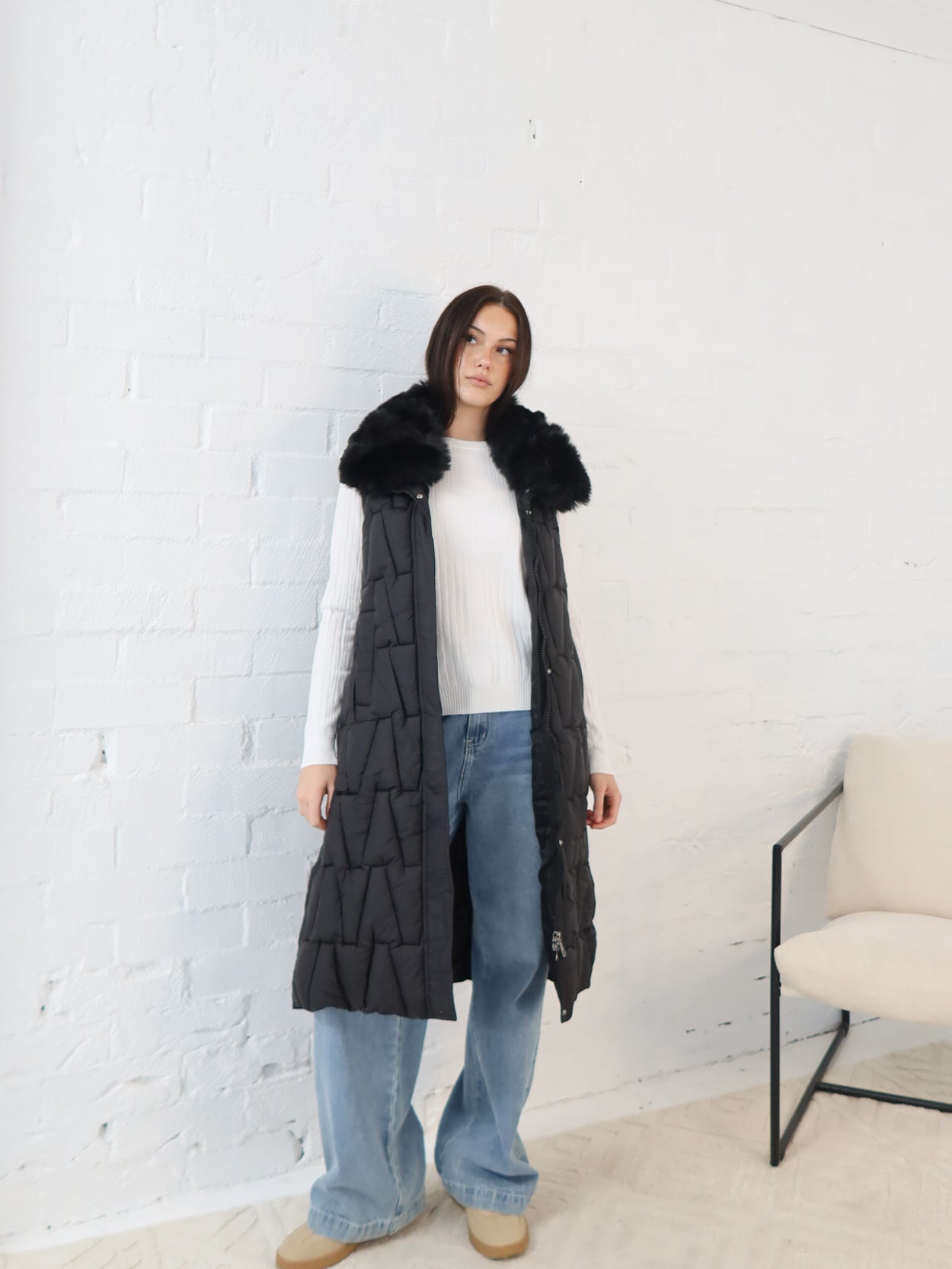 Audrey Vest - Black