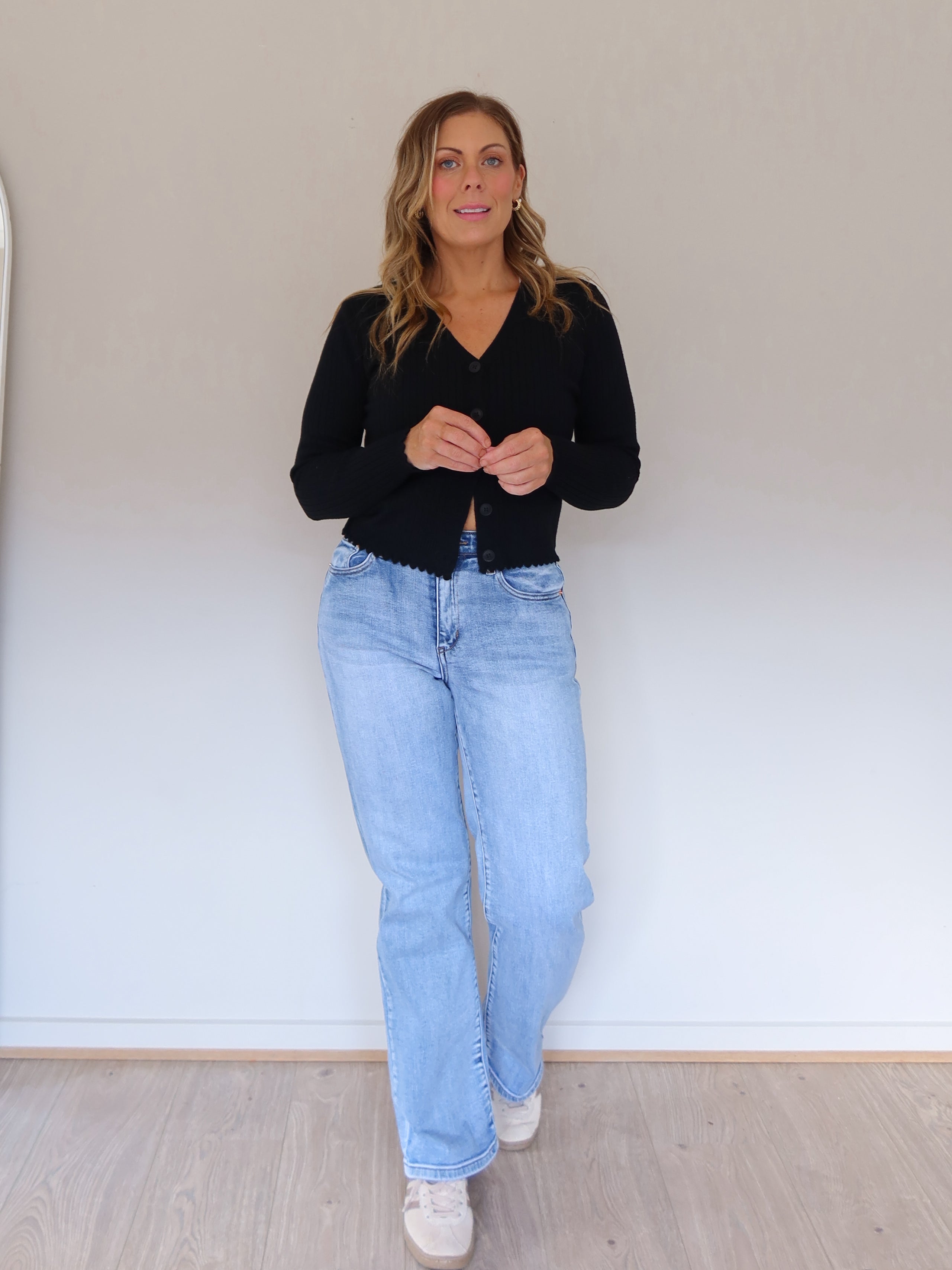 Vivian Cardi - Black