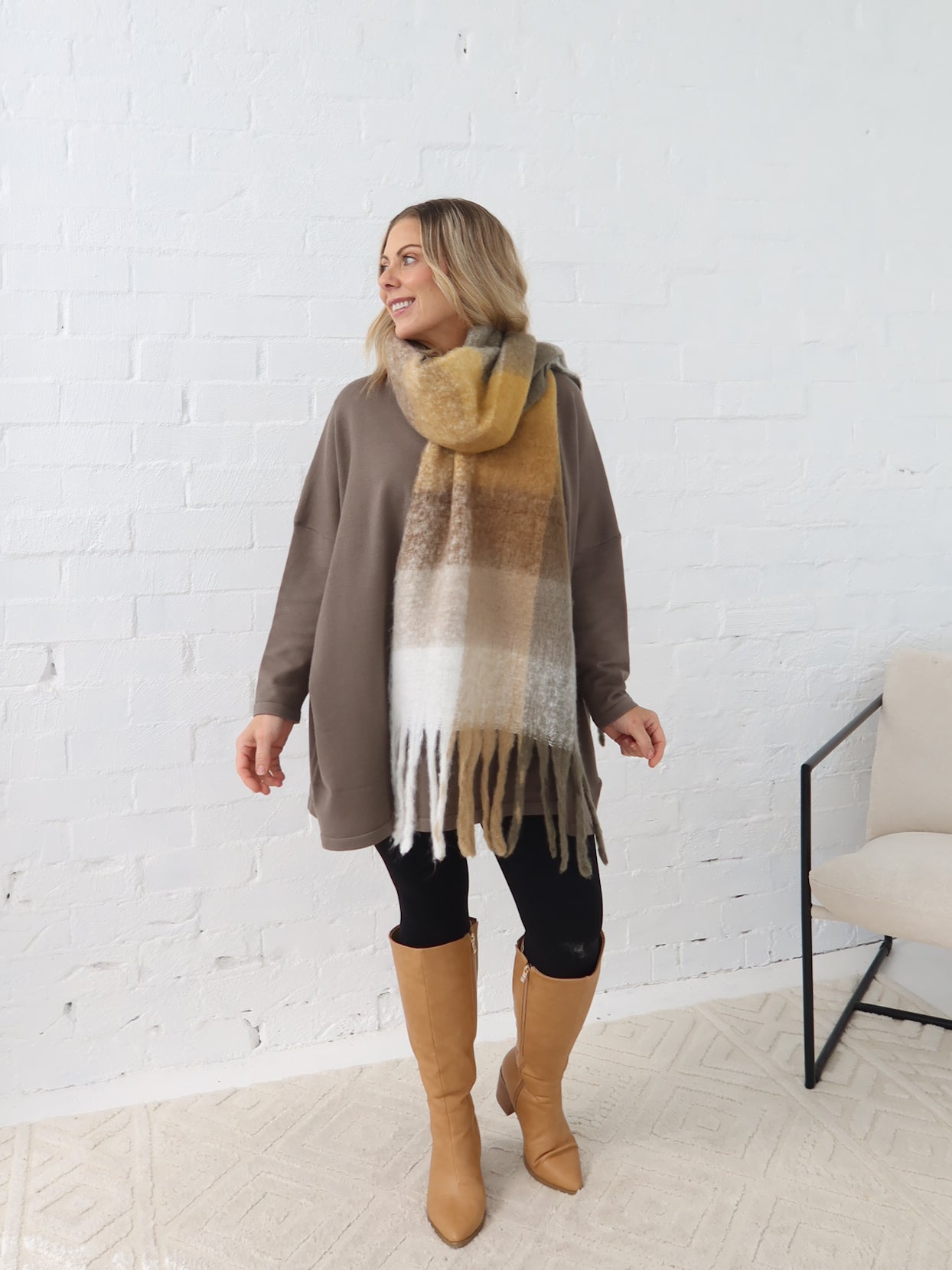 Neve Scarf - Tan/Mustard Check