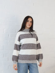 Jenna Knit - Choc/White