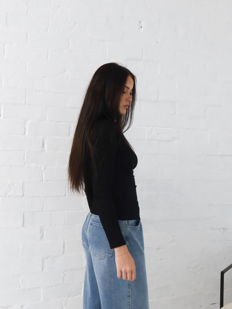 Daniella Top- Black