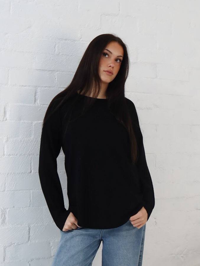 Saxon Knit - Black