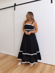 Walker Dress - Black