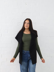 Lana Vest- Black