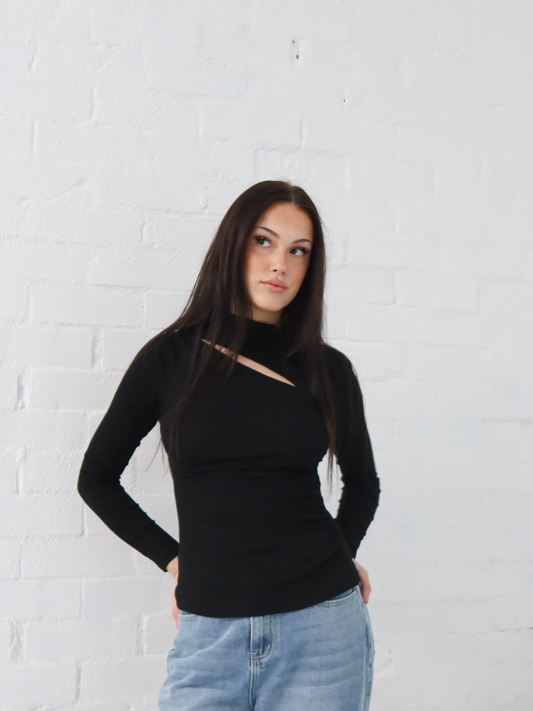 Daniella Top- Black