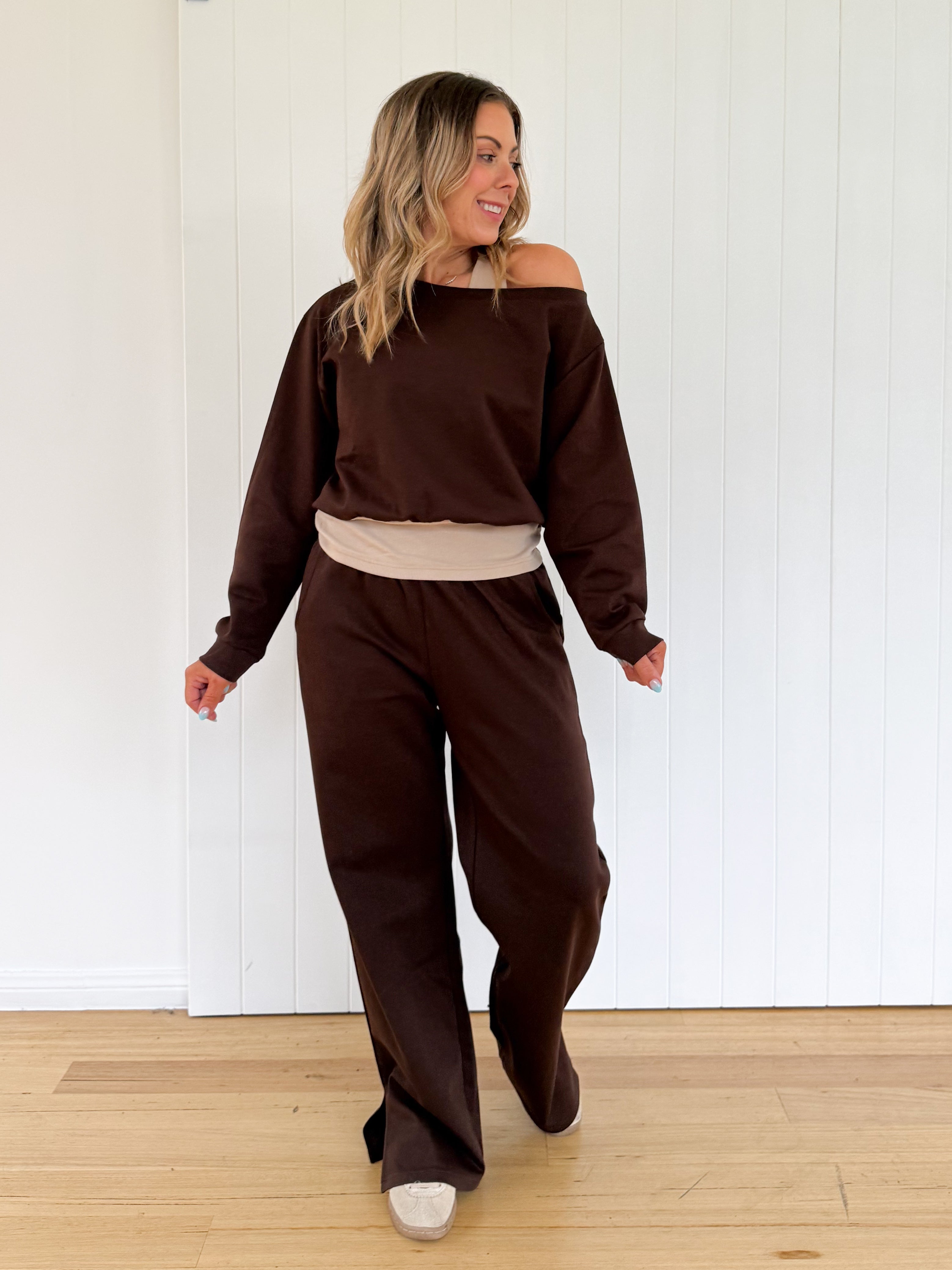 Juni Sweatshirt- Chocolate