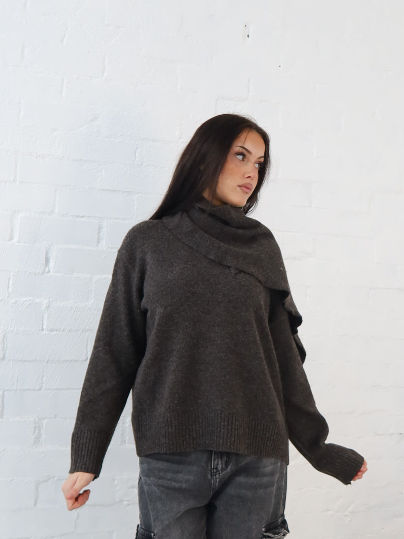 Calvin Scarf Knit- Chocolate